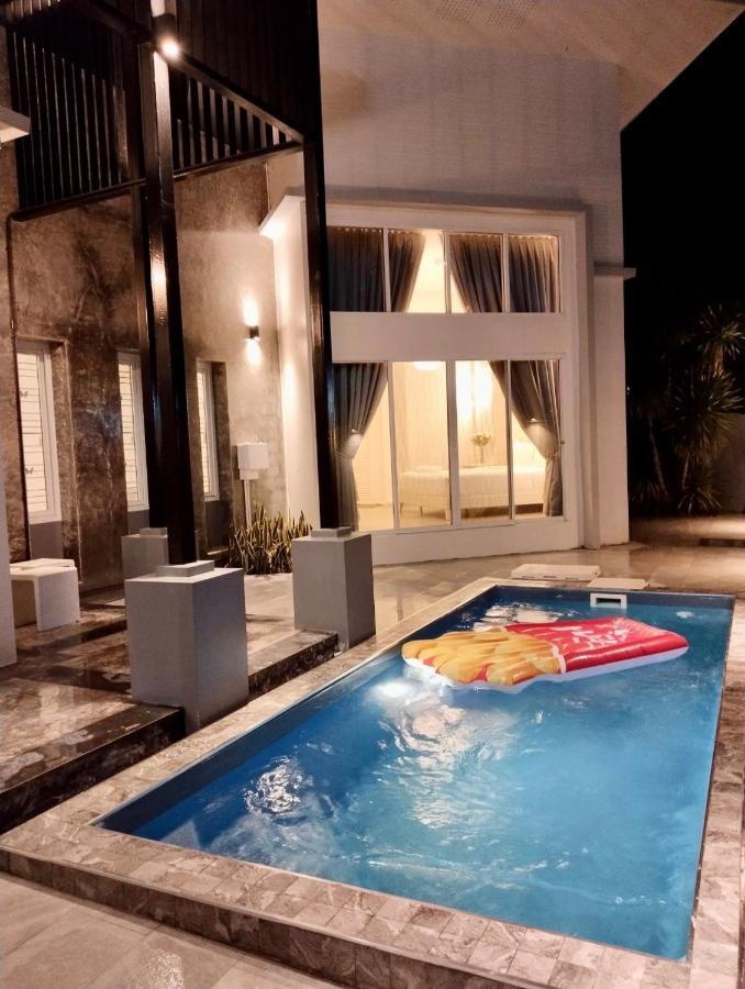 Nadda Pool Villa Ranong Ban Bang Rin エクステリア 写真